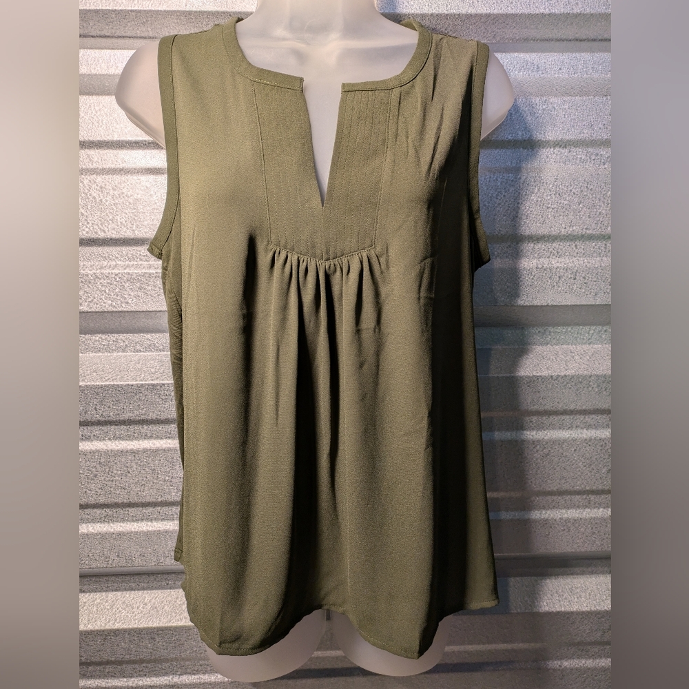 LOFT Olive Green Sleeveless Blouse Size Sp
